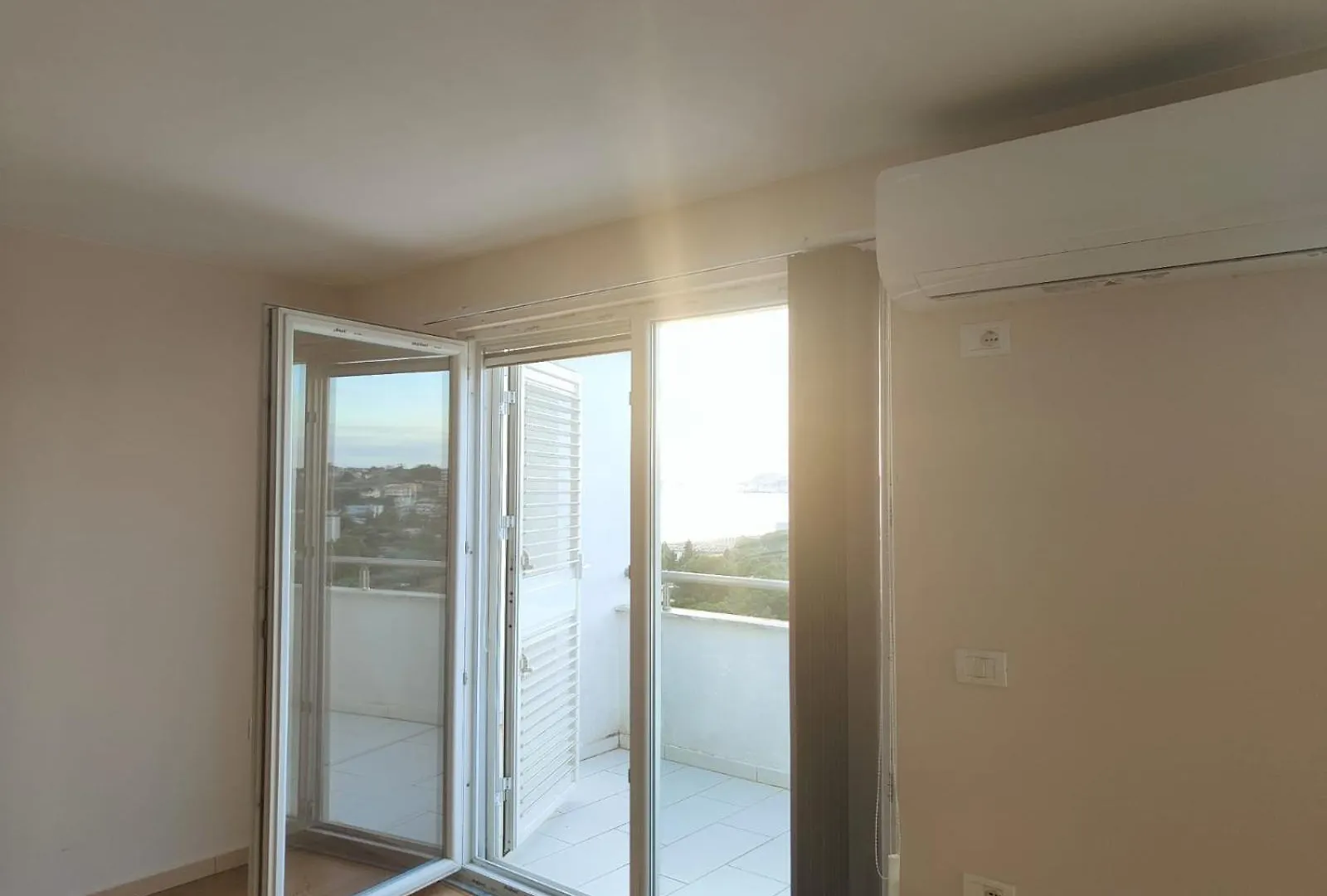 Magnifique Duplex Avec Terrasse Et Balcon Vue Mer A 100M De La Plage 3 Chambres دراس