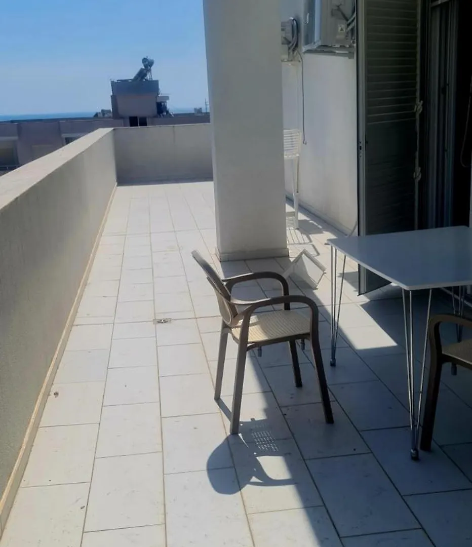 Magnifique Duplex Avec Terrasse Et Balcon Vue Mer A 100M De La Plage 3 Chambres دراس 0*,  ألبانيا